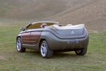 Mitsubishi SUP 2001 года